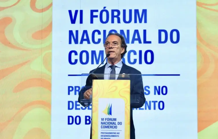 “Setor do comércio é fundamental para o desenvolvimento do país”, defende Décio Lima