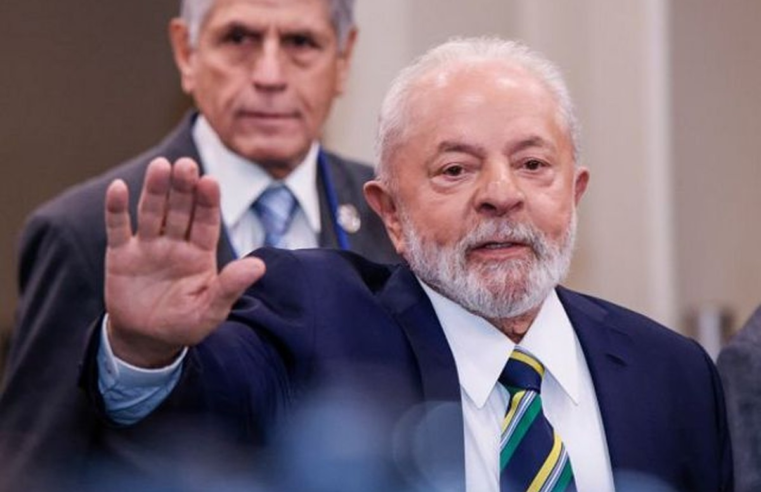 Lula sanciona Desenrola e limite para juros rotativos do cartão de crédito, diz Planalto