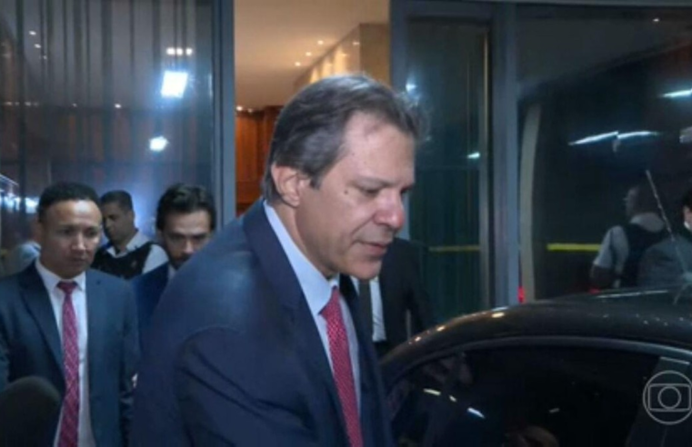 Ala do governo defende mudar meta fiscal de 2024 ainda no fim deste ano para evitar desgastar Haddad