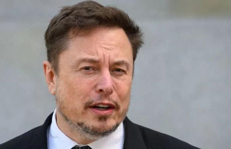 O bônus de R$ 275 bilhões da Tesla a Elon Musk que causa polêmica e foi bloqueado pela Justiça dos EUA