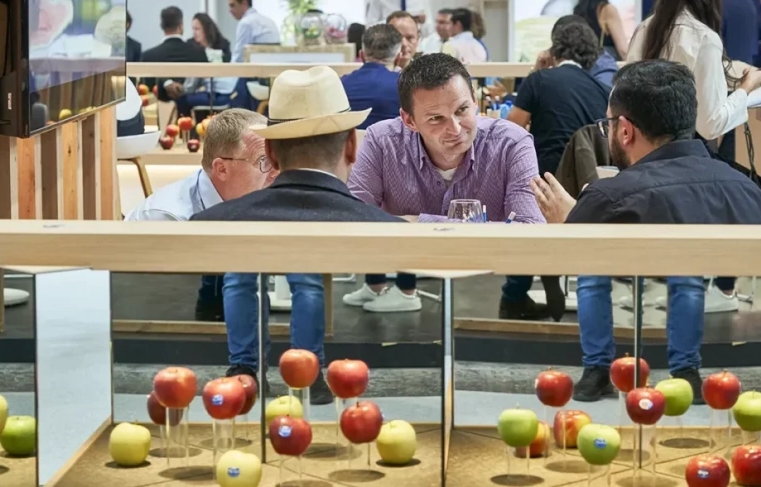 Feira proporciona internacionalização dos pequenos produtores de frutas brasileiras
