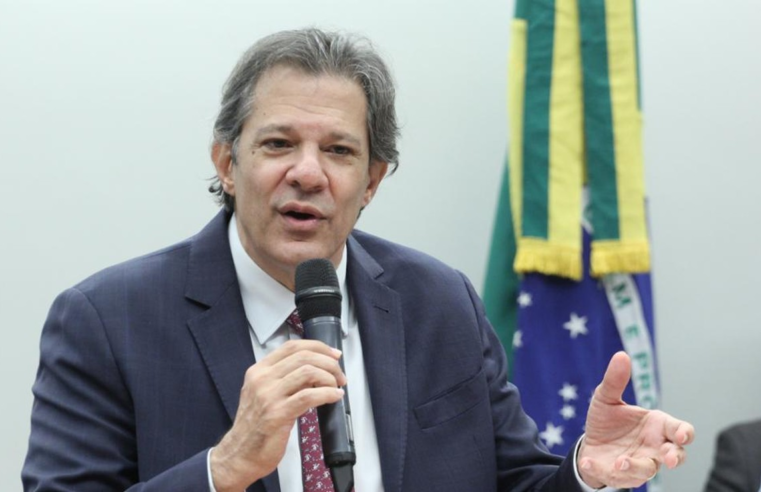 Retomada de imposto federal nas importações de até US$ 50 gera bate-boca entre Haddad e deputado