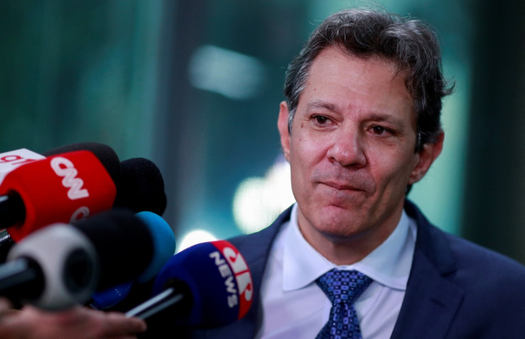 Após reação negativa do mercado a declarações de Lula, Haddad fala em revisar gastos do governo