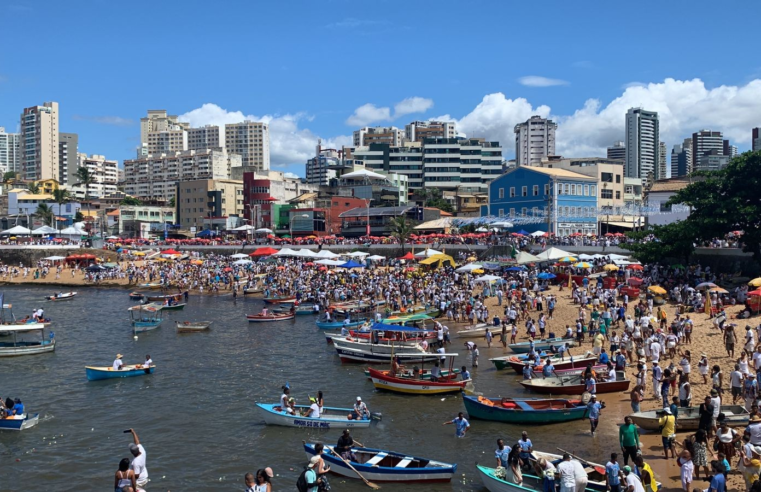 Dia 15 agora é feriado nacional: veja as possibilidades de folga em novembro