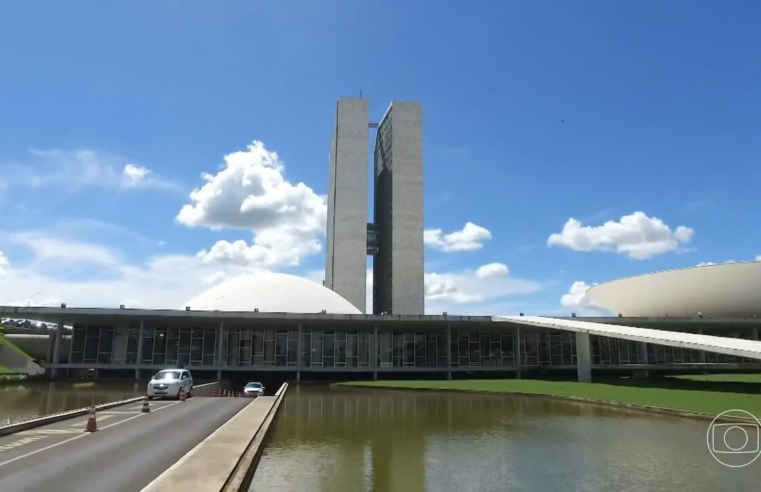Contas públicas têm superávit de R$ 36,9 bilhões em outubro; dívida sobe para 78,6% do PIB