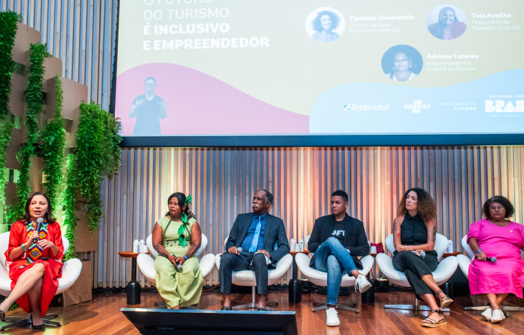 Painel reúne de presidente da Favela Holding à guia indígena do Amazonas para debater o turismo inclusivo